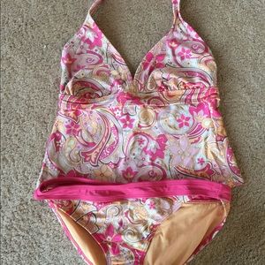 Athleta tankini Large 38C/36D/34DD pink paisley